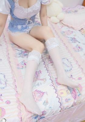 解掉女同學的胸罩吃奶_BD國語免費全集觀看