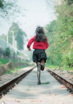 年輕女教師hd高清在線觀看_國(guó)產(chǎn)劇手機(jī)在線看