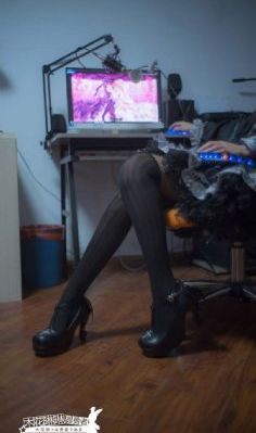 330dv國產女人在線觀看_1080P迅雷高清下載