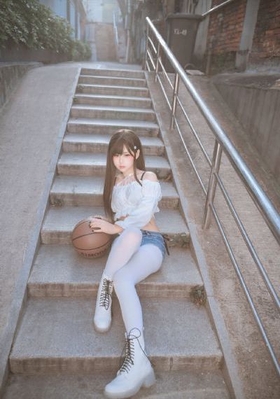 免費人成視頻kkkk4444_720完整視頻觀看