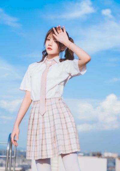 極品網紅嫩模自慰噴水流白漿_BD英語最新電影在線觀看