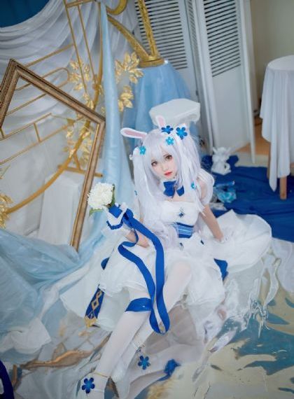 婷婷基地六月_藍光在線觀看完整版