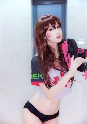 女同學用腳玩我的小jiji_BD英語神馬在線觀看